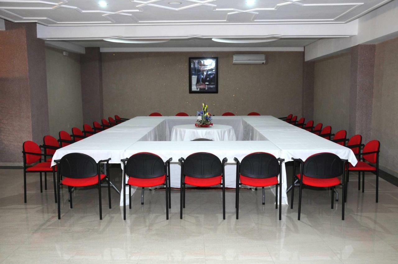 Hotel Al Madina Сафі Екстер'єр фото